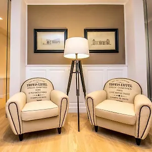 *** Bed and breakfast 136 Italia